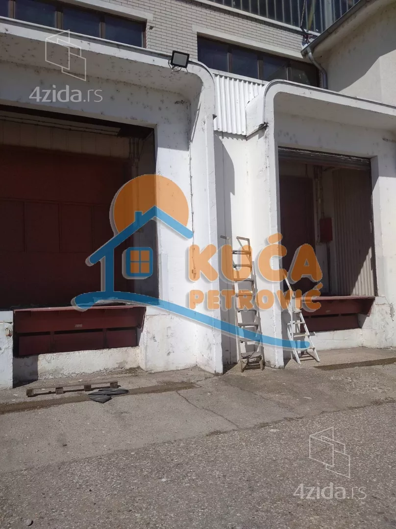 Lokal | 4zida