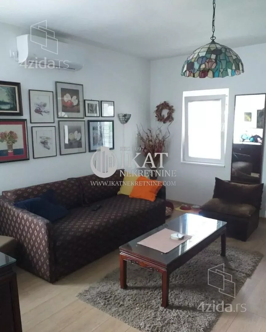 5-etažna kuća | 4zida