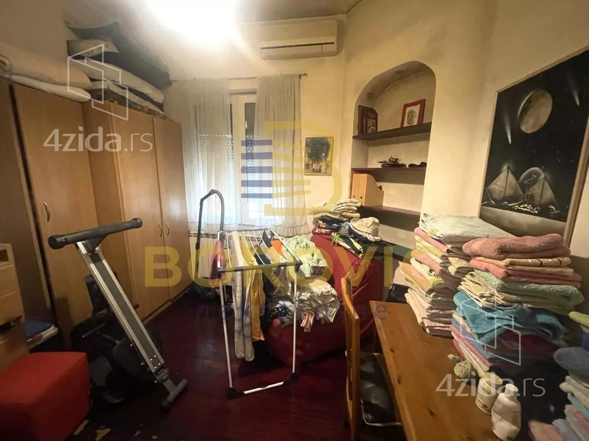 Petosoban stan | 4zida