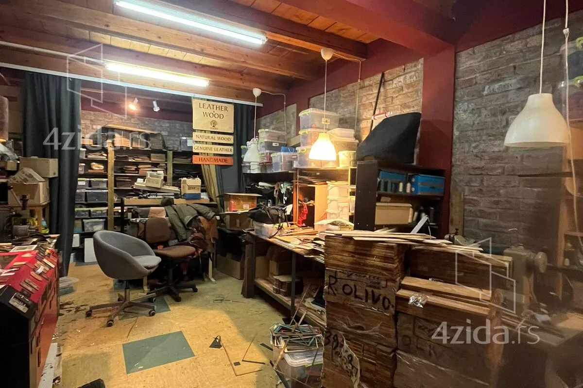 Poslovni prostor | 4zida