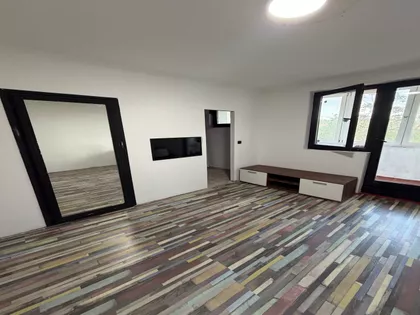 Sedamnaestog Oktobra 65 | 4zida.rs