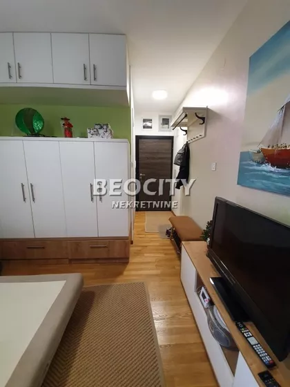 Cara Dušana Zelena Zgrada | 4zida.rs