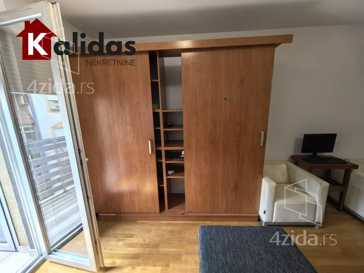 Garsonjera | 4zida