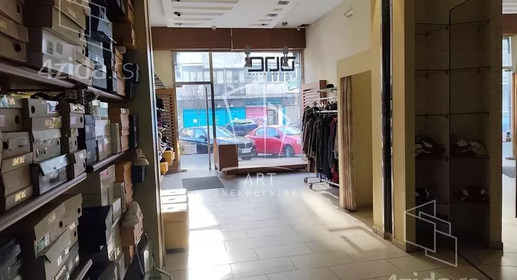 Poslovni prostor | 4zida