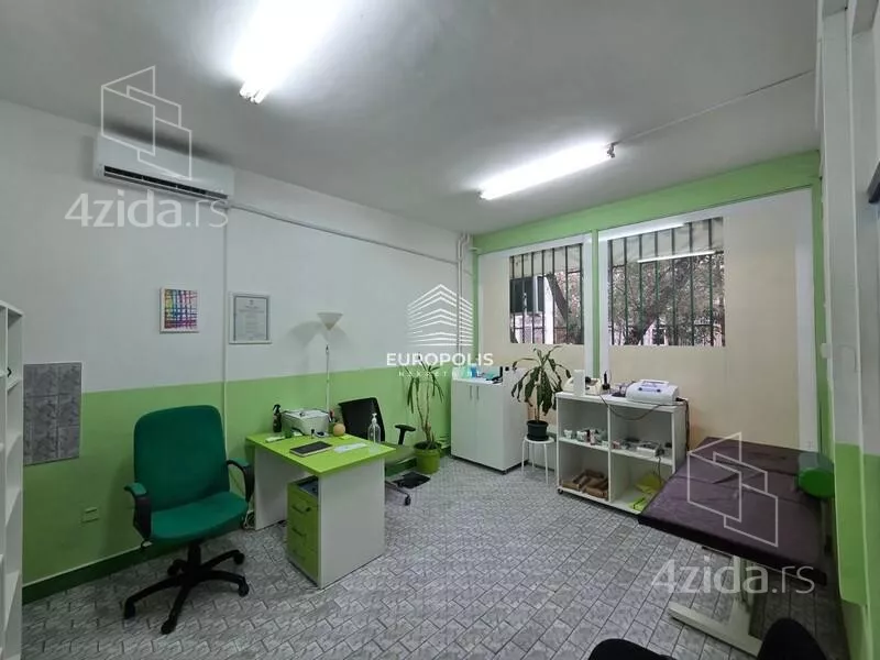 Lokal | 4zida