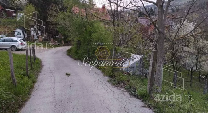 Građevinsko zemljište | 4zida