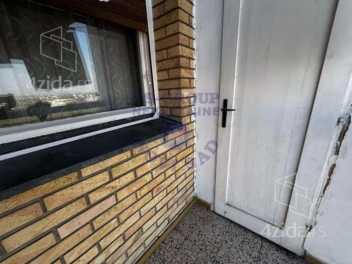 Troiposoban stan | 4zida