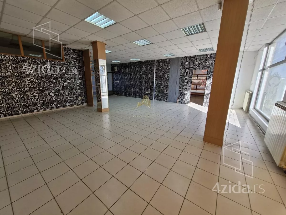 Poslovni prostor | 4zida