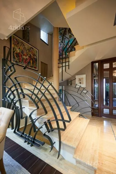 4-etažna kuća | 4zida