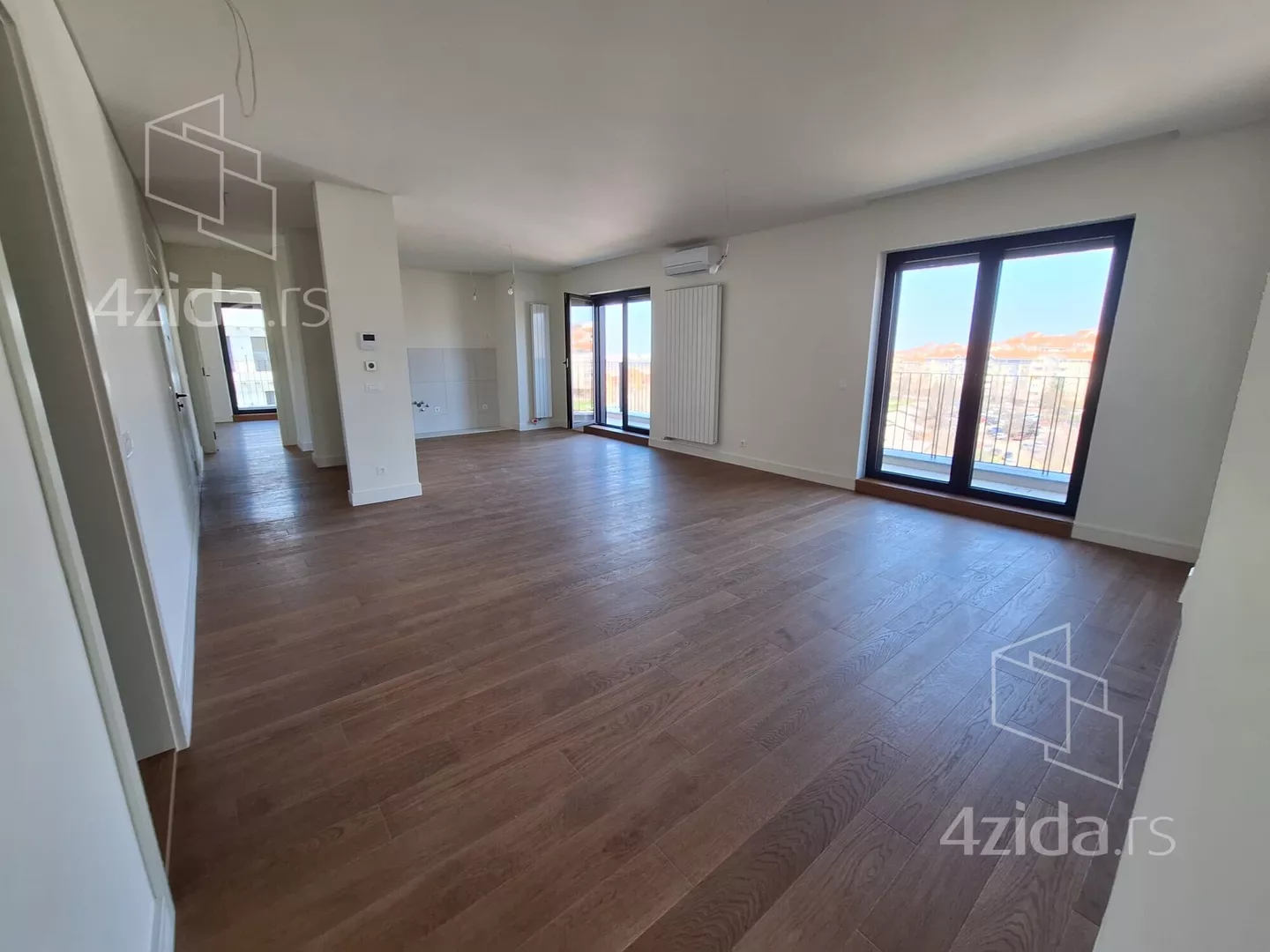 Četvorosoban stan | 4zida