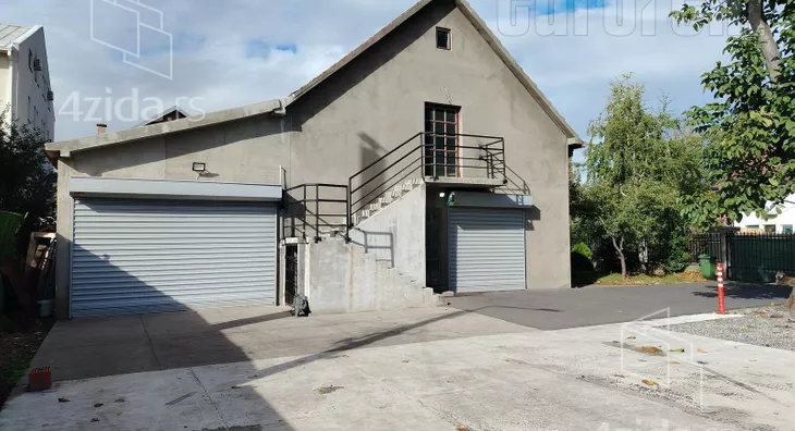 Poslovni prostor | 4zida