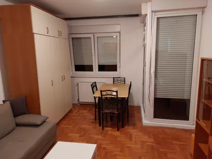 Miše Dimitrijevića 16 | 4zida.rs