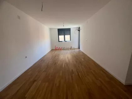 Filozofski Fakultet | 4zida.rs