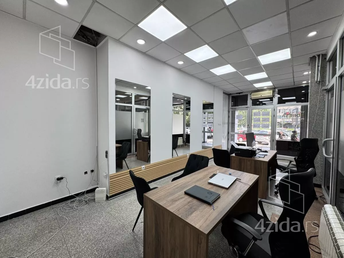 Lokal | 4zida