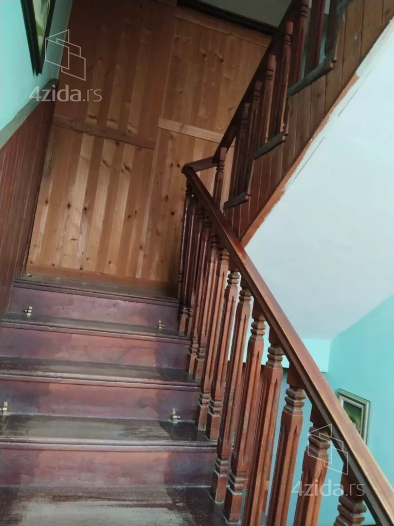 3-etažna kuća | 4zida