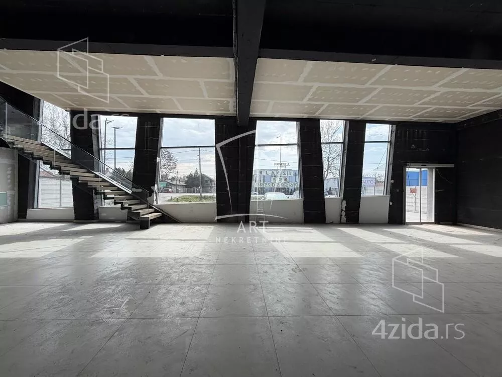 Poslovni prostor | 4zida