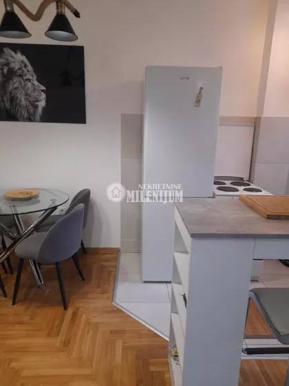 Univerzijade | 4zida.rs