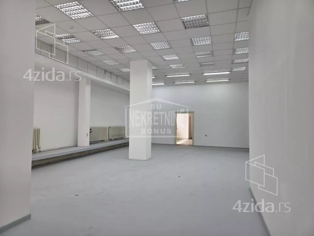 Poslovni prostor | 4zida