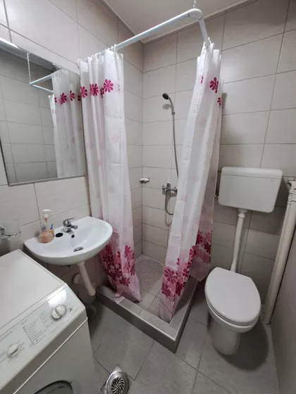 Segedinski Put 15 | 4zida.rs