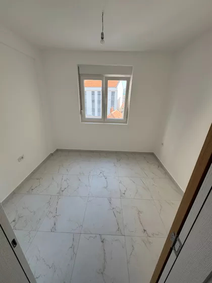 Jadranska 8 | 4zida.rs