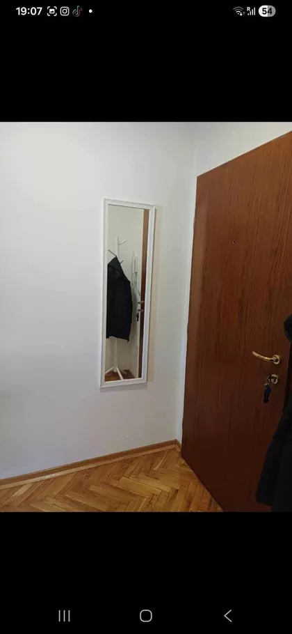 Valentina Vodnika | 4zida.rs