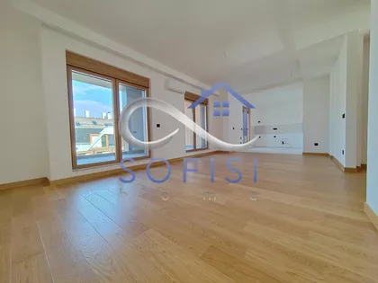 Cara Dušana | 4zida.rs