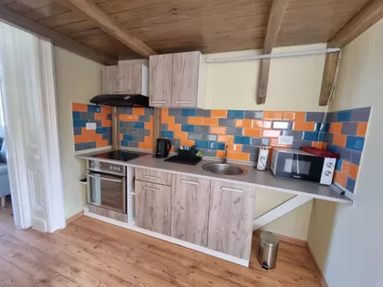 Bose Miličević | 4zida.rs