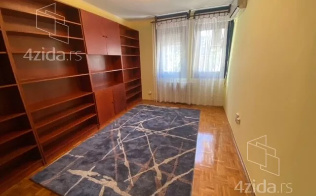 Kancelarija | 4zida