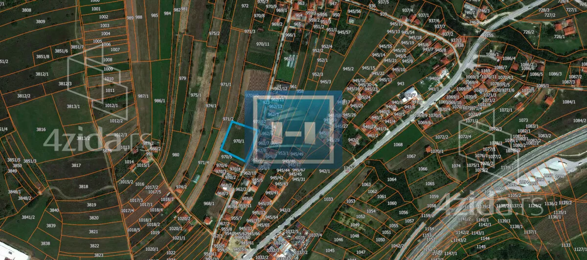 Plac | 4zida