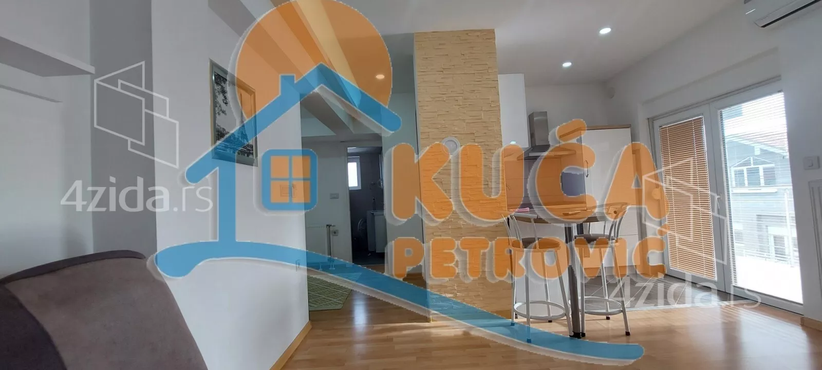 Jednoiposoban stan | 4zida