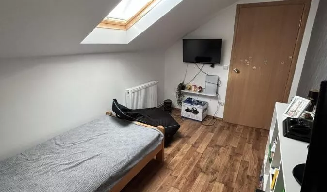 Šestosoban stan | 4zida