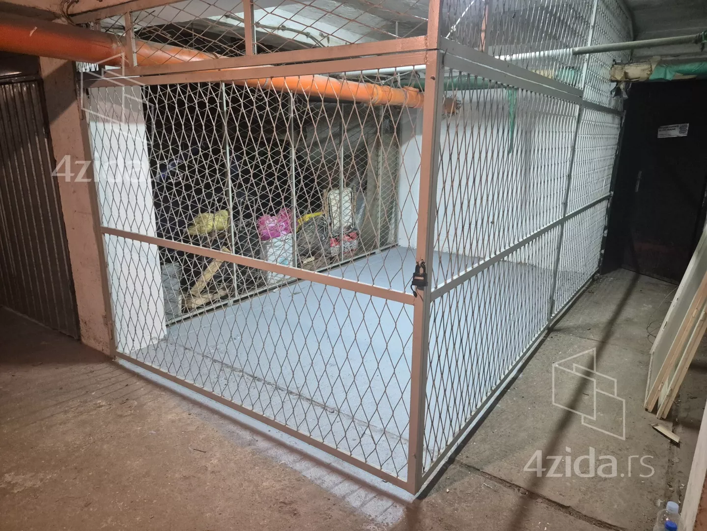 Garaža | 4zida