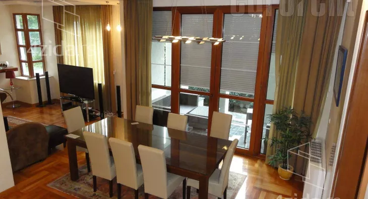 4-etažna kuća | 4zida