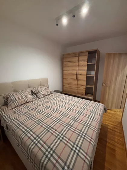 Dobanovački Put 18 | 4zida.rs