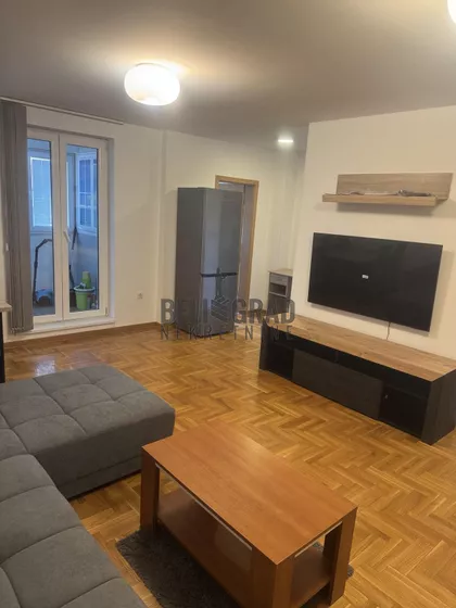 Ratka Mitrovića | 4zida.rs