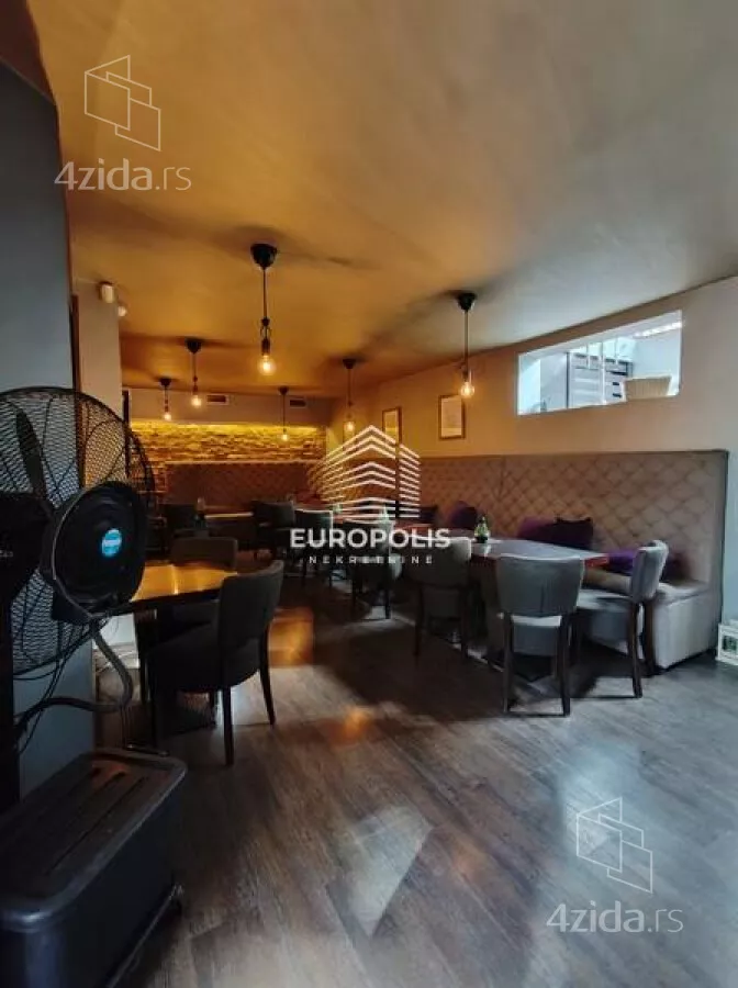 Lokal | 4zida