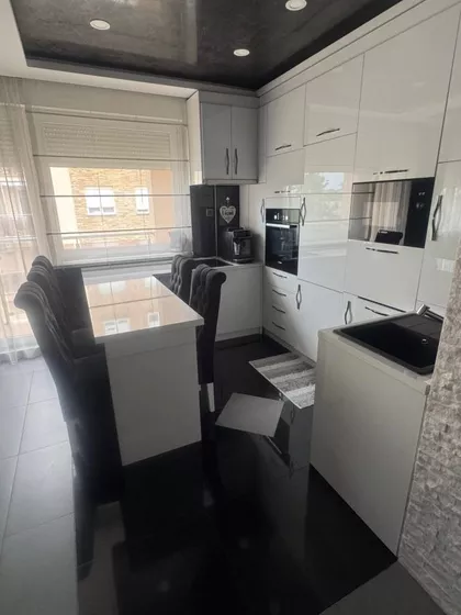 Podbara | 4zida.rs