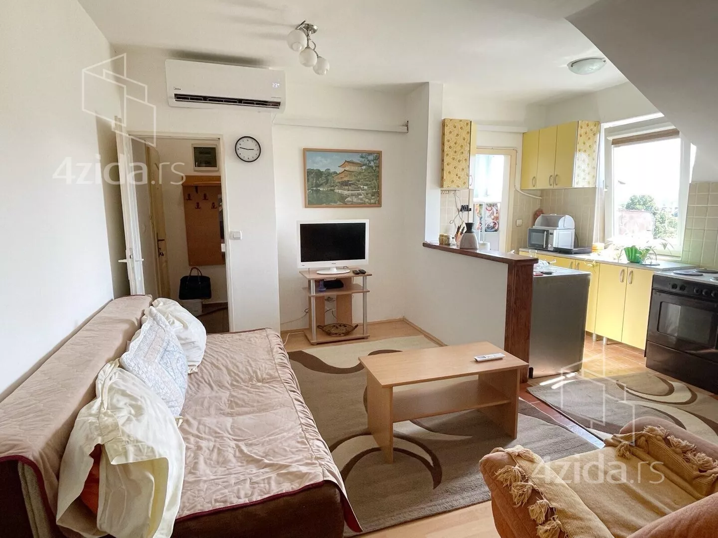 Dvoiposoban stan | 4zida