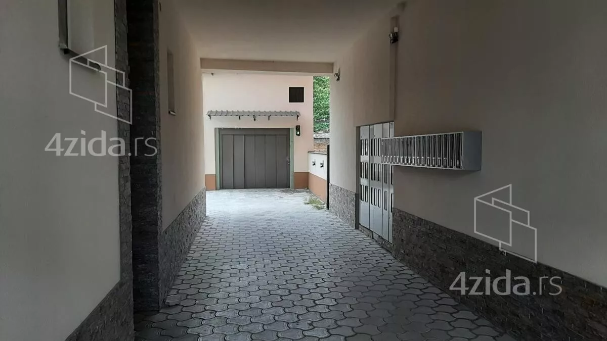 Garaža/Parking | 4zida