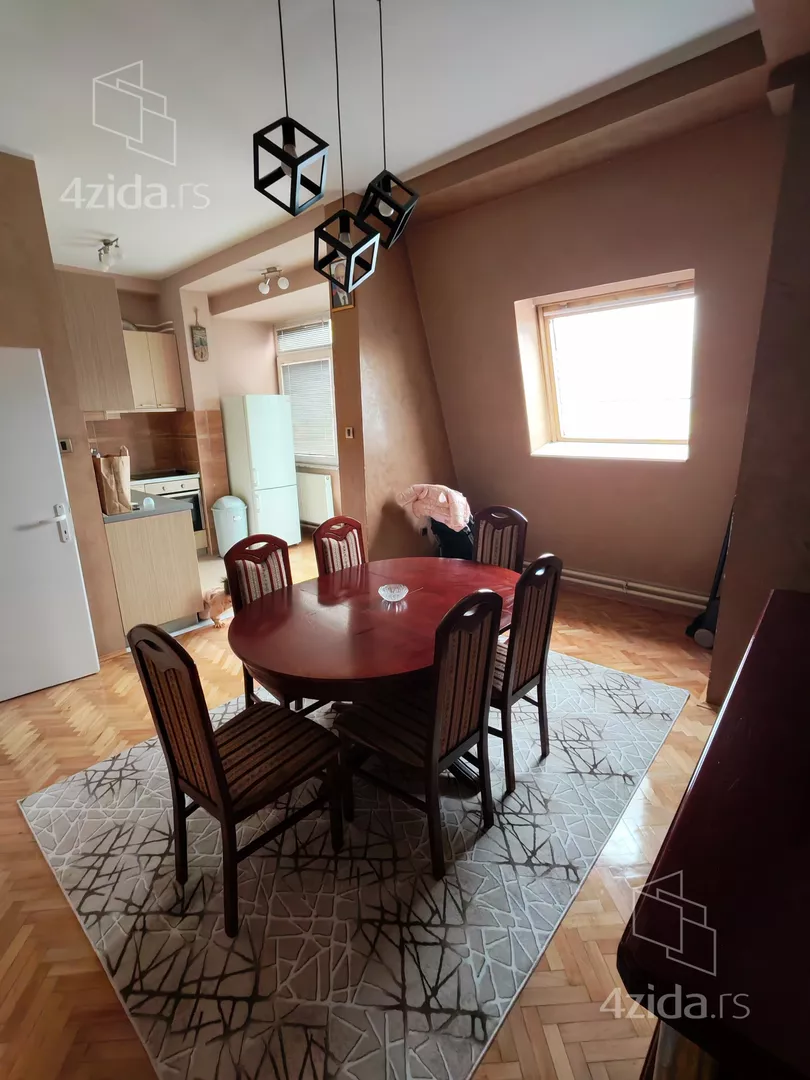 Četvorosoban stan | 4zida