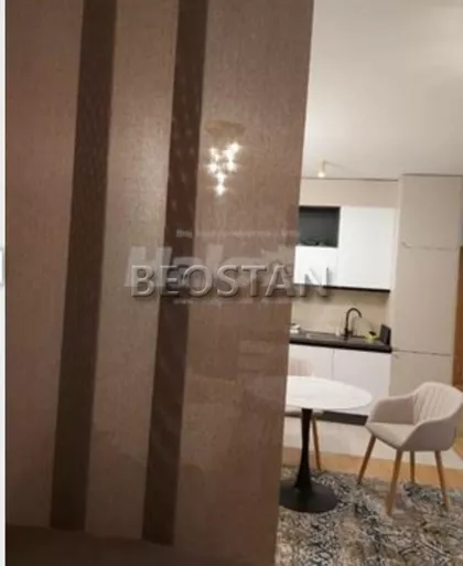 Tadije Sondermajera | 4zida.rs