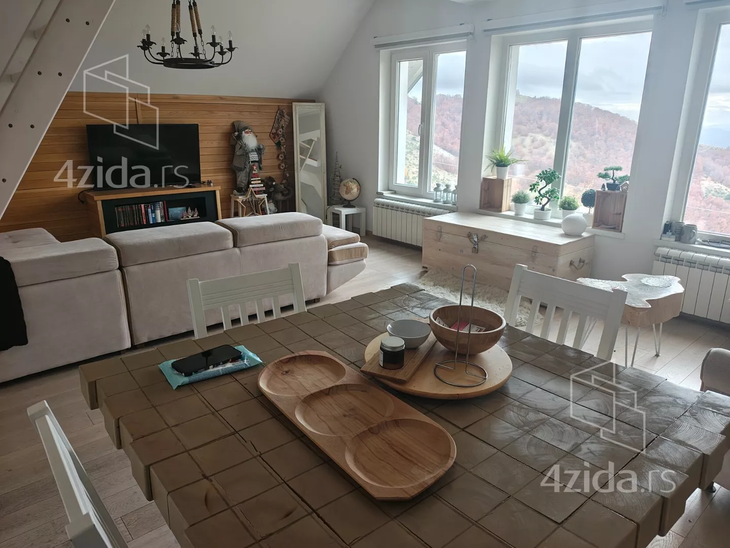 Dvoiposoban stan | 4zida