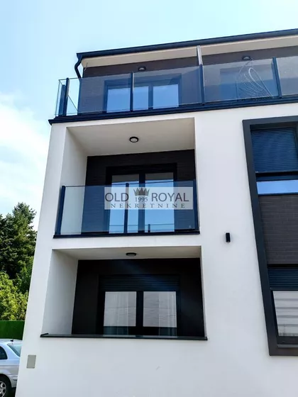 Surčin | 4zida.rs