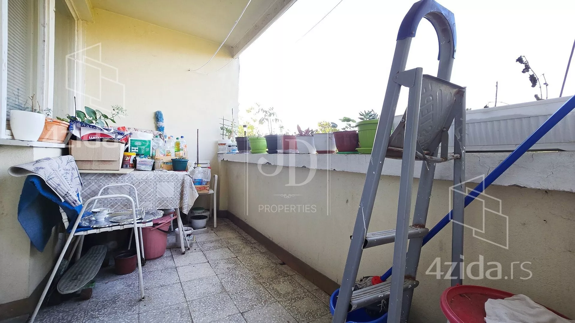 Troiposoban stan | 4zida