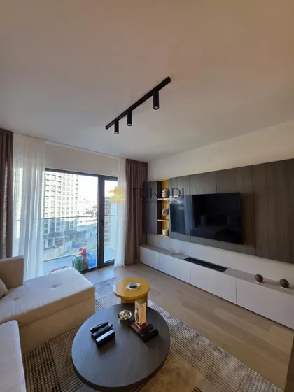 BW King`s | 4zida.rs