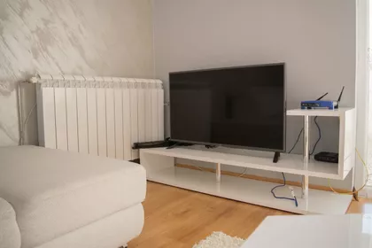 Tomasa Mana | 4zida.rs