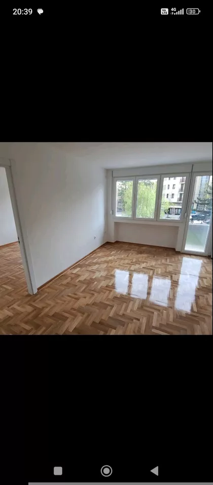 Trg Učitelj Tase | 4zida.rs