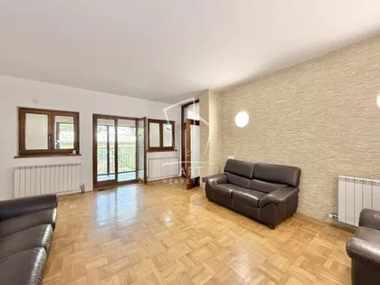 Stan za izdavanje · 150 m² · Severni Bulevar, Zvezdara opština, Beograd