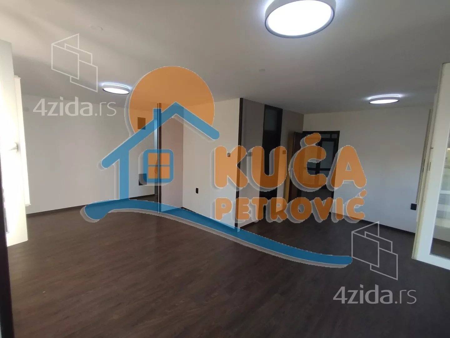 Lokal | 4zida