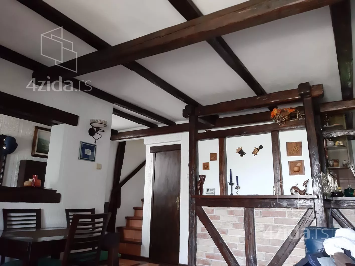 Šestosoban stan | 4zida